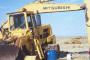 IH Hough 90E lifted onto stand by Mitsubishi 380-2