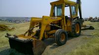 JD 510 LOADER BACKHOE LH FRONT